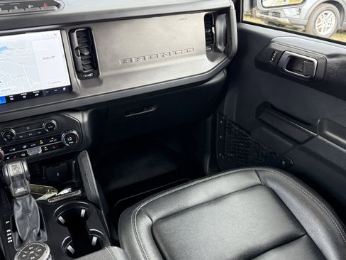 Certified 2025 Ford Bronco Badlands AWD/4WD image 15