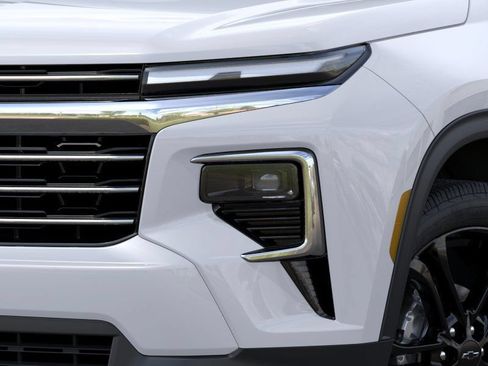 New 2026 Chevrolet Traverse LT FWD image 10