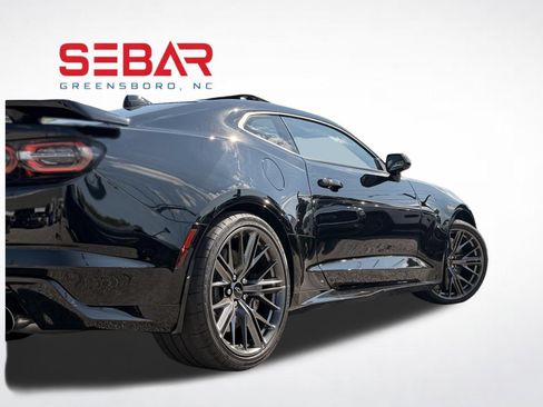 Used 2024 Chevrolet Camaro ZL1 RWD image 10