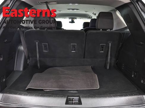 Used 2021 Chevrolet Traverse LT AWD/4WD image 9