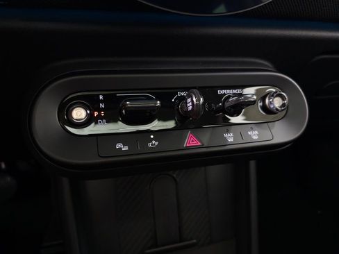 Used 2025 MINI Cooper S image 31