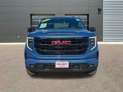 Used 2024 GMC Sierra 1500 Elevation w/ X31 Off-Road Package AWD/4WD image 2