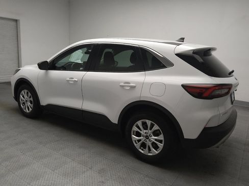 Used 2023 Ford Escape Active FWD image 3