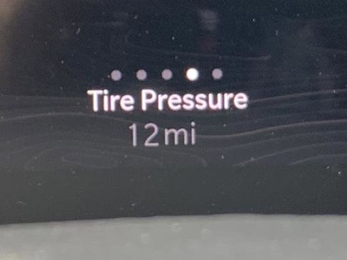 New 2025 Jeep Grand Cherokee Altitude image 29