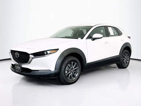 Used 2024 MAZDA CX-30 AWD 2.5 S image 3