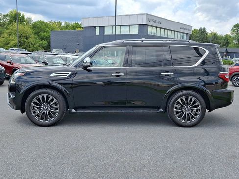 Certified 2024 Nissan Armada Platinum w/ Captain's Chairs Package AWD/4WD image 4