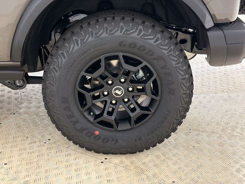 New 2026 Ford Bronco Badlands AWD/4WD image 12