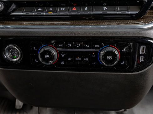 Used 2023 Chevrolet Silverado 1500 RST image 27