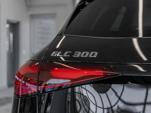 New 2026 Mercedes-Benz GLC 300 4MATIC image 22