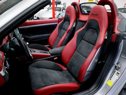 Used 2023 Porsche 718 Boxster Spyder image 26