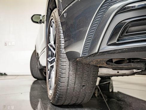 Used 2022 Audi Q8 Premium Plus AWD/4WD image 45