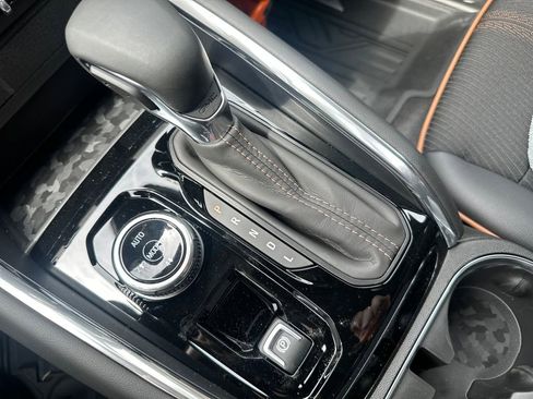 New 2026 GMC Canyon AT4 AWD/4WD image 22