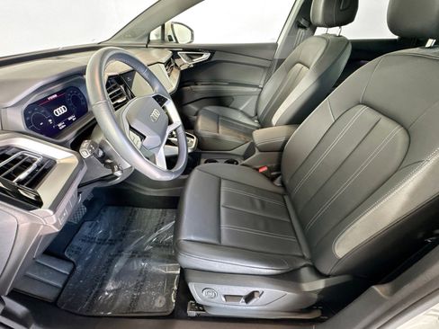 Used 2024 Audi Q4 e-tron Premium Plus image 19