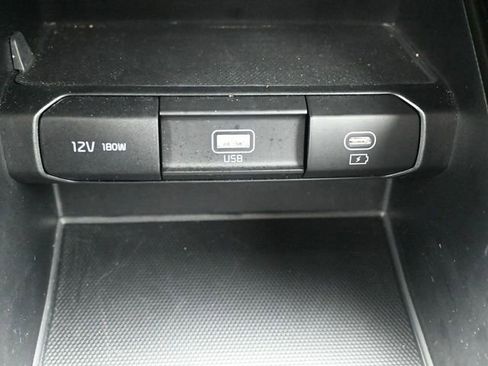 Used 2024 Kia Telluride LX image 20