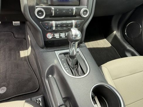 Used 2022 Ford Mustang GT Premium image 21