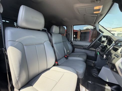 Used 2023 Ford F650 2WD Crew Cab Super Duty image 18
