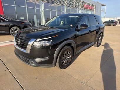 Used 2022 Nissan Pathfinder S