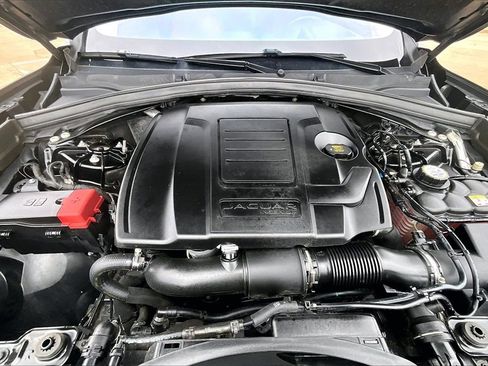 Used 2019 Jaguar F-PACE Portfolio image 9