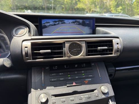 Used 2015 Lexus IS 250 AWD image 11