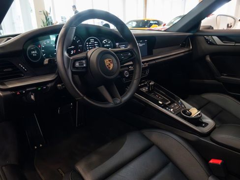 Used 2020 Porsche 911 Carrera RWD image 20