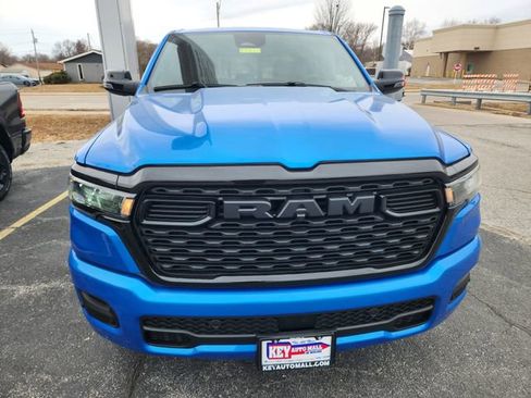New 2026 RAM 1500 4x4 Crew Cab image 2