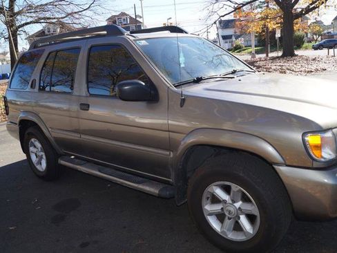 Used 2003 Nissan Pathfinder SE image 13