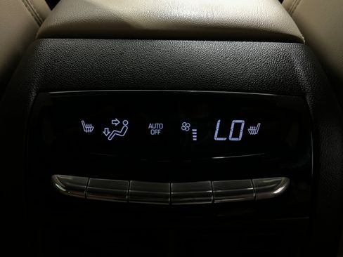 Used 2017 Cadillac XT5 Luxury w/ Driver Awareness Package AWD/4WD image 31