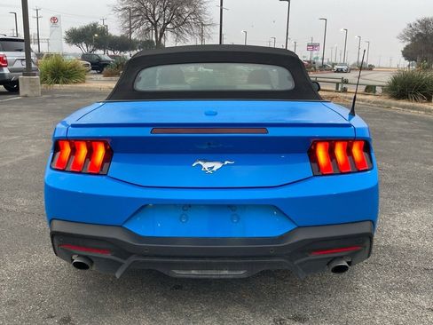 Used 2024 Ford Mustang Premium image 6