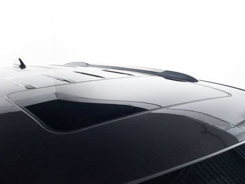 Used 2016 Jeep Grand Cherokee Limited w/ Trailer Tow Group IV image 26