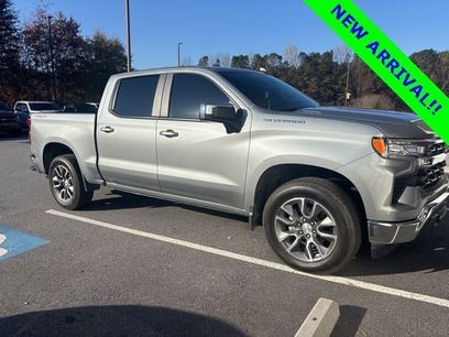 Used 2025 Chevrolet Silverado 1500 LT