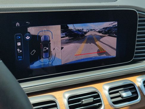 Certified 2025 Mercedes-Benz GLS 450 4MATIC image 29