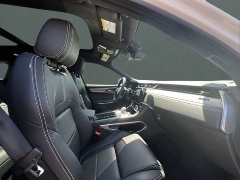 Used 2025 Jaguar F-PACE R-Dynamic S image 23