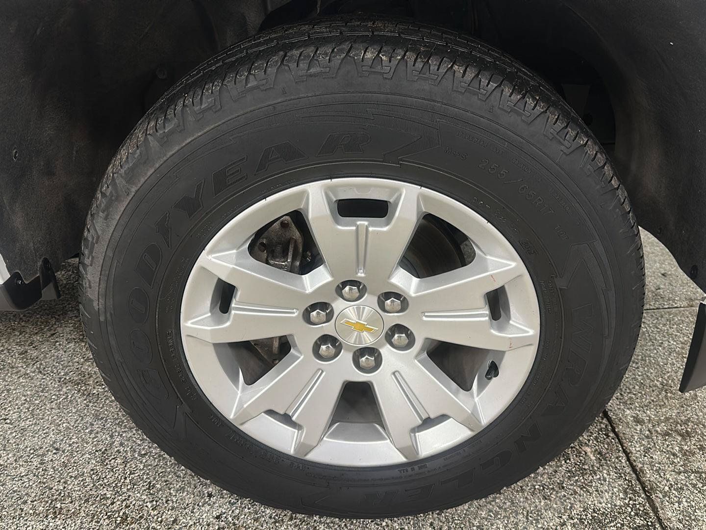 Used 2020 Chevrolet Colorado LT w/ Safety Package AWD/4WD image 9