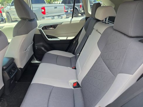 Certified 2022 Toyota RAV4 XLE AWD/4WD image 28