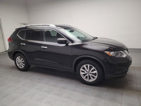 Used 2018 Nissan Rogue SV FWD image 11