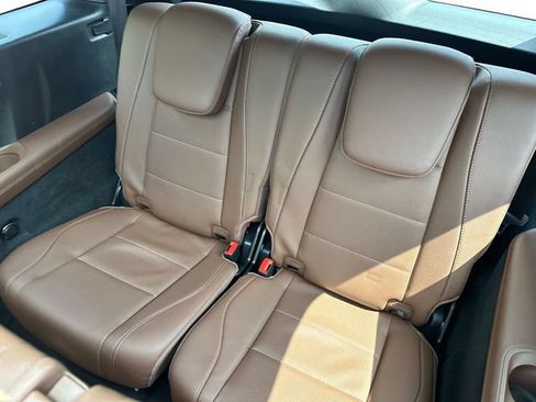 Certified 2024 Mercedes-Benz GLS 450 4MATIC image 12