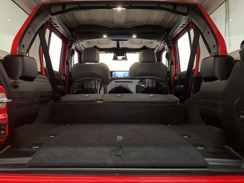 Used 2025 Jeep Wrangler Unlimited Sahara w/ Safety Group image 84