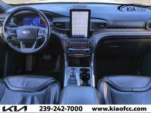 Used 2020 Ford Explorer Platinum w/ Premium Technology Package image 15