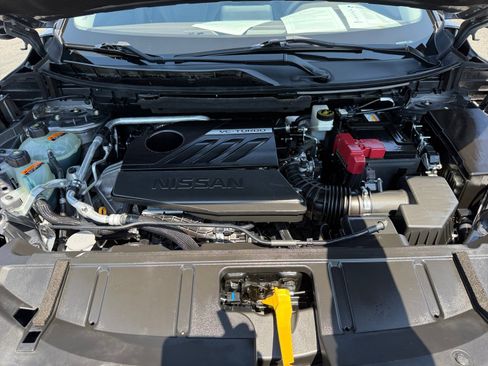 Used 2023 Nissan Rogue SV FWD image 20
