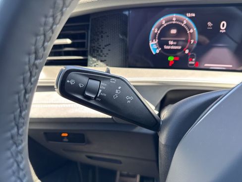 New 2026 Volkswagen Tiguan SE R-Line image 35