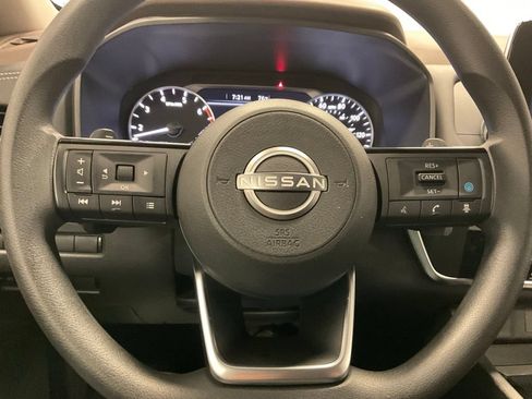 Used 2023 Nissan Rogue SV AWD/4WD image 20
