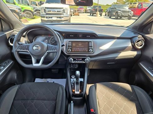 Used 2020 Nissan Kicks SV FWD image 15