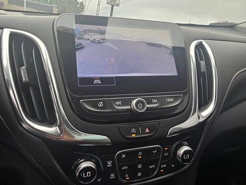 Used 2024 Chevrolet Equinox Premier FWD image 22