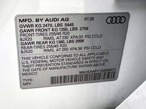 Used 2025 Audi Q5 2.0T Premium Plus w/ Premium Plus Package AWD/4WD image 35