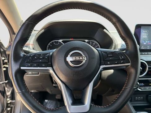 Used 2025 Nissan Sentra SR FWD image 24