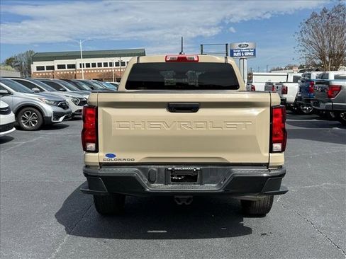 Used 2023 Chevrolet Colorado W/T image 5