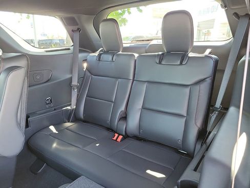 New 2026 Ford Explorer ST-Line AWD/4WD image 9