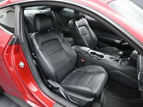 Used 2024 Ford Mustang GT Premium RWD image 33