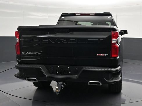 Used 2024 Chevrolet Silverado 1500 RST w/ Z71 Off-Road Package AWD/4WD image 2