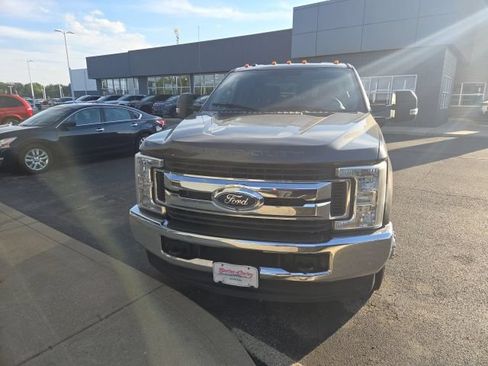 Used 2019 Ford F350 XL w/ STX Appearance Package AWD/4WD image 3